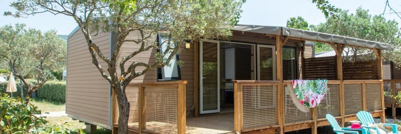 Camping International D'Aups Exterior photo